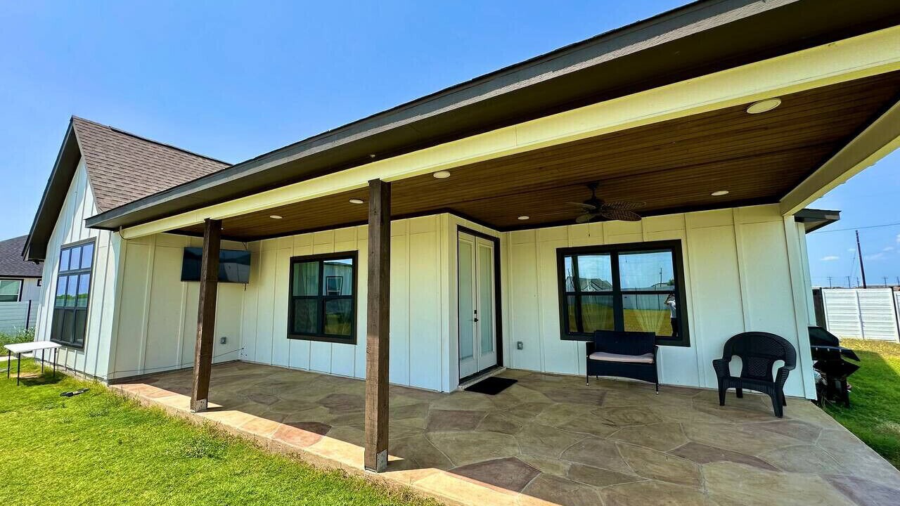 Photo of Outdoor in Del Valle
