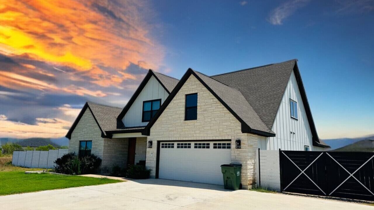Photo of Outdoor in Del Valle