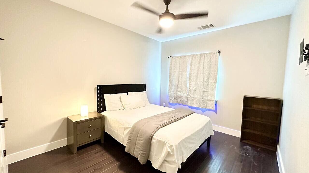 Photo of Bedroom in Del Valle