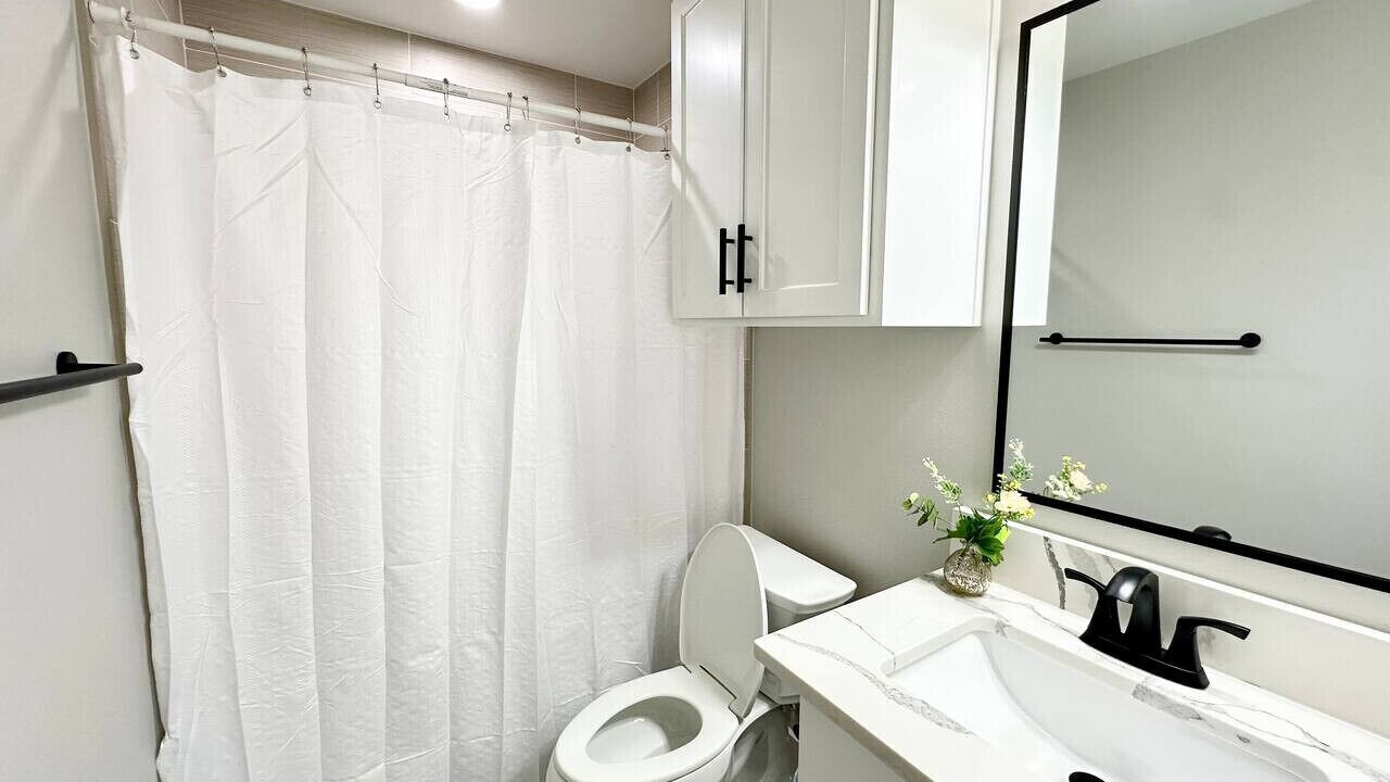Photo of Bathroom in Del Valle