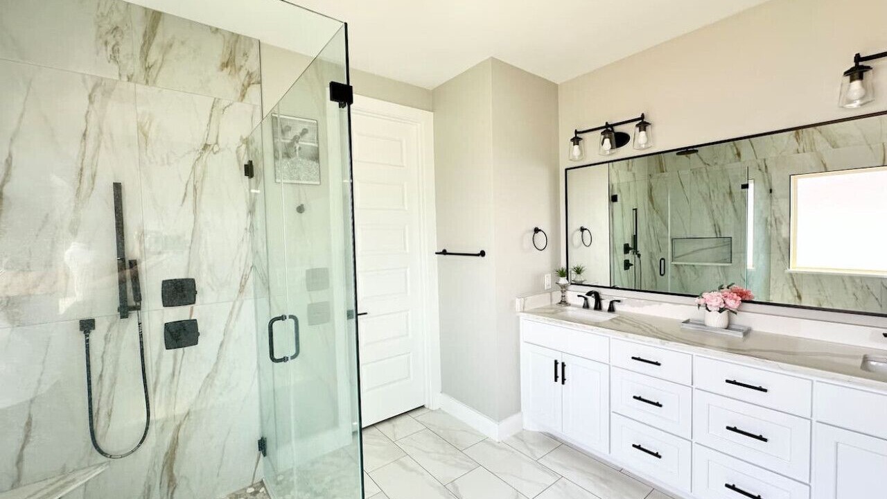 Photo of Bathroom in Del Valle