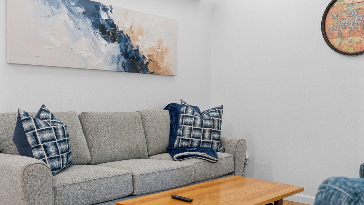 Photo of Livingroom in Kimberling City