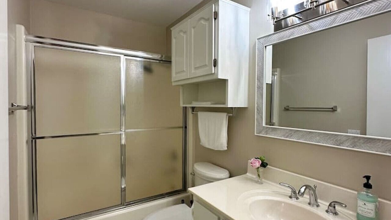 Photo of Bathroom in Hot Springs Village