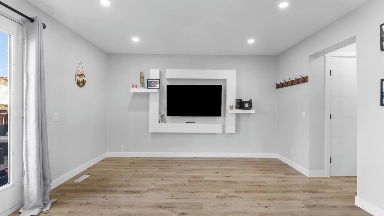 Photo of Others in Calgary