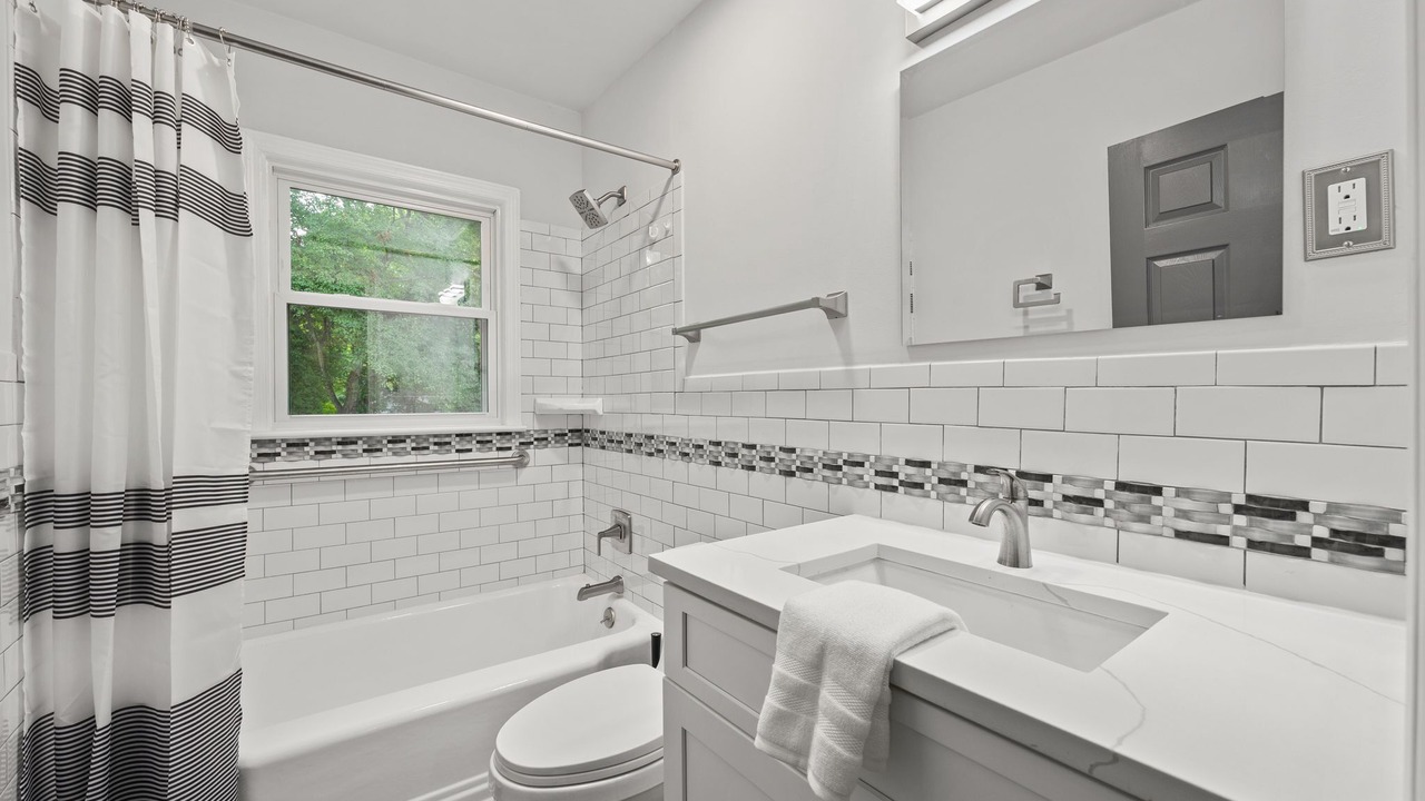 Photo of Bathroom in Church Street