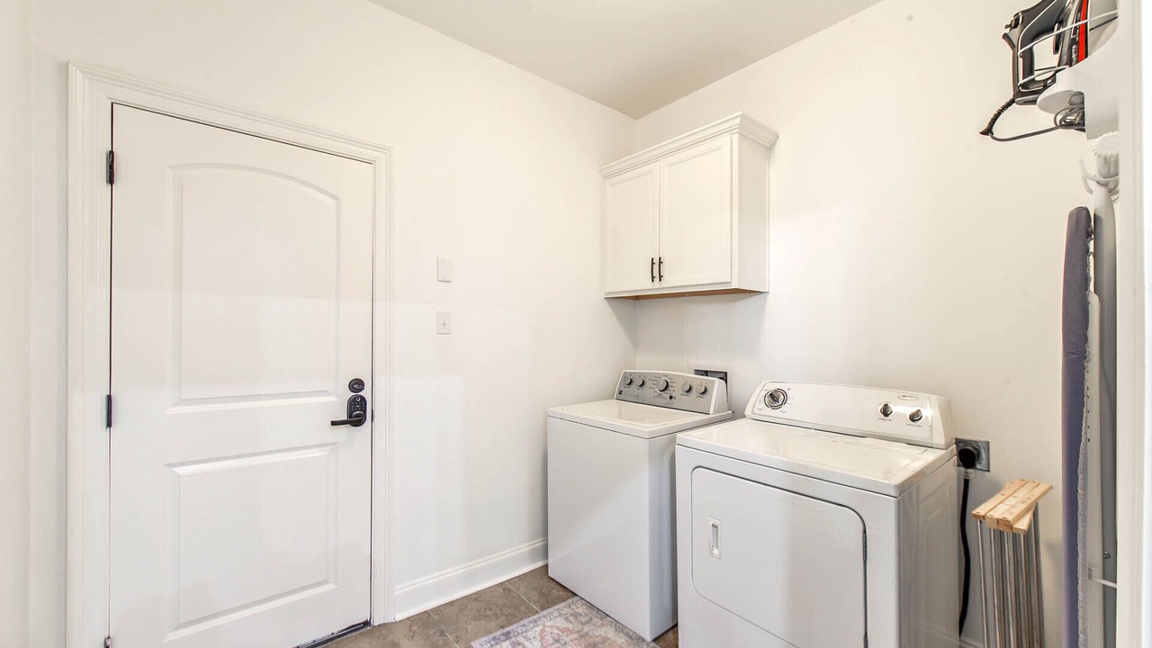 Photo of Bedroom in Donner