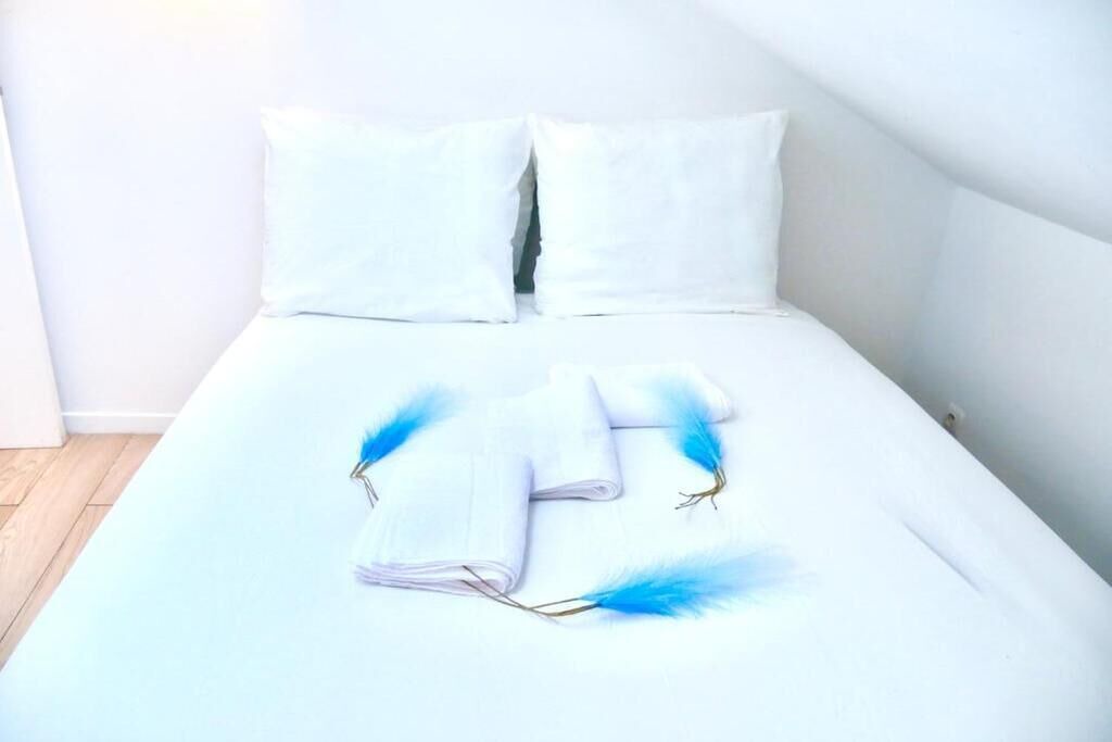 Photo of Bedroom in Melun