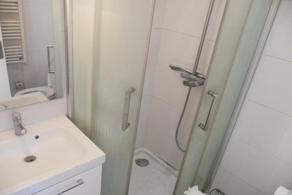 Photo of Bathroom in Melun