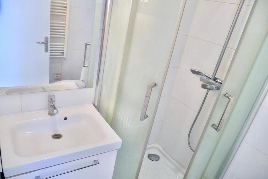 Photo of Bathroom in Melun