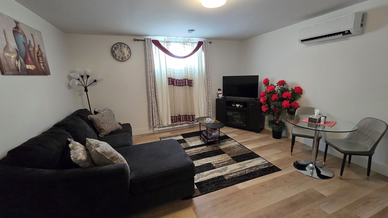 Photo of Livingroom in Riverview