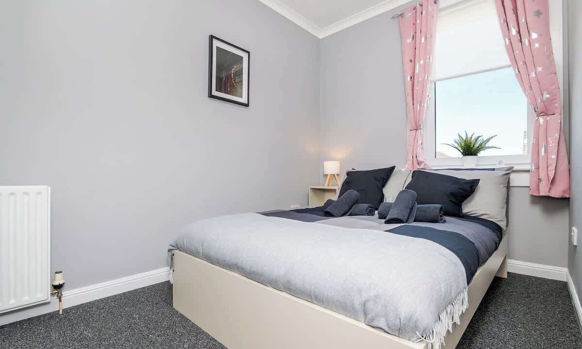 Photo of Bedroom in Grangemouth
