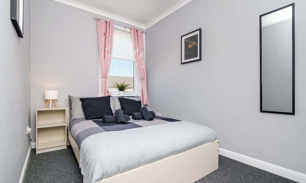 Photo of Bedroom in Grangemouth