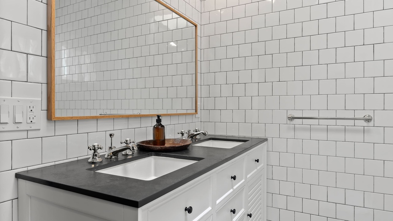 Photo of Bathroom in Melrose