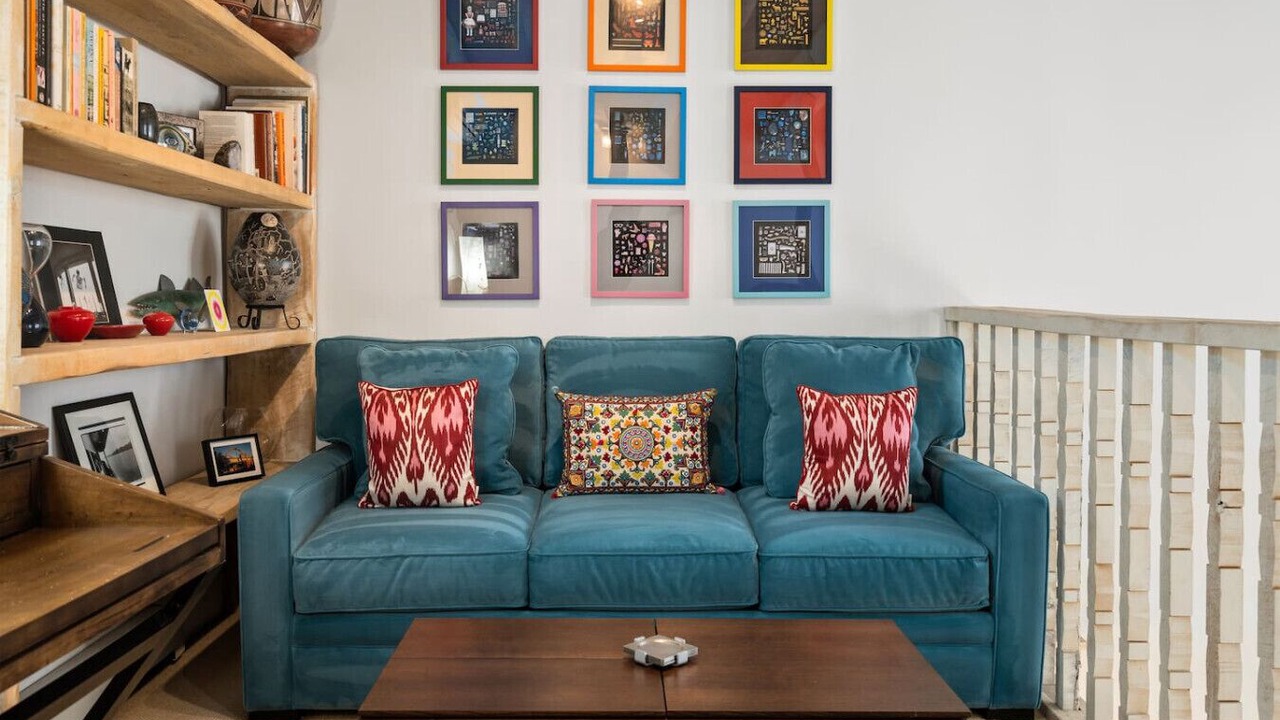 Photo of Livingroom in South Capitol