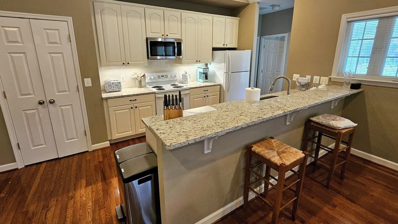 Photo of Kitchen in George Washington