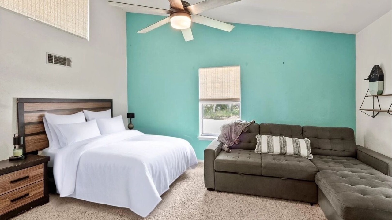 Photo of Bedroom in Gun Barrel City
