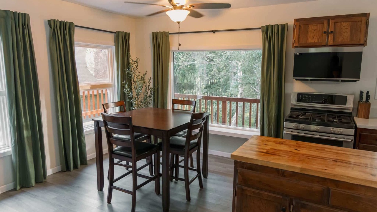 Photo of Kitchen in Bird Creek