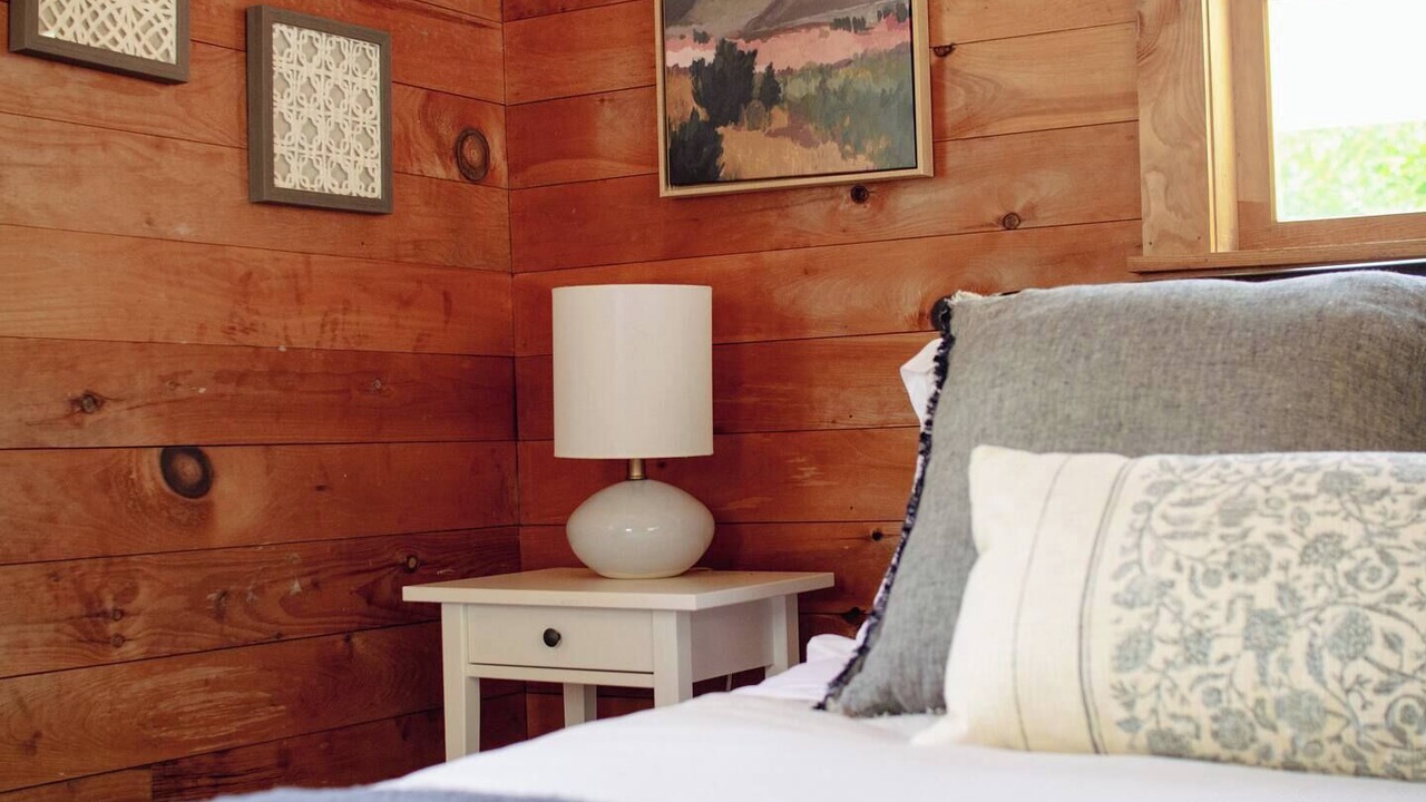 Photo of Bedroom in Rowland