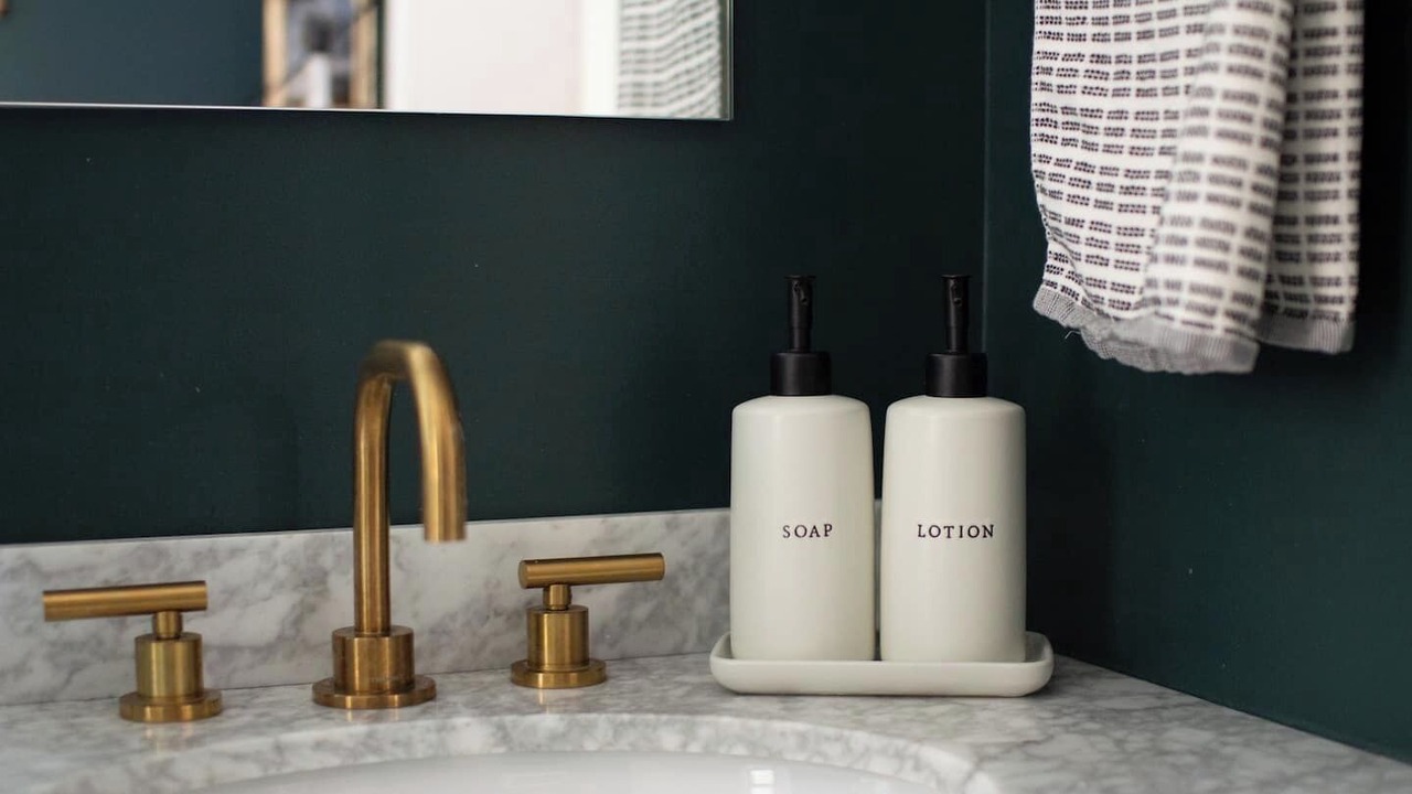 Photo of Bathroom in Rowland