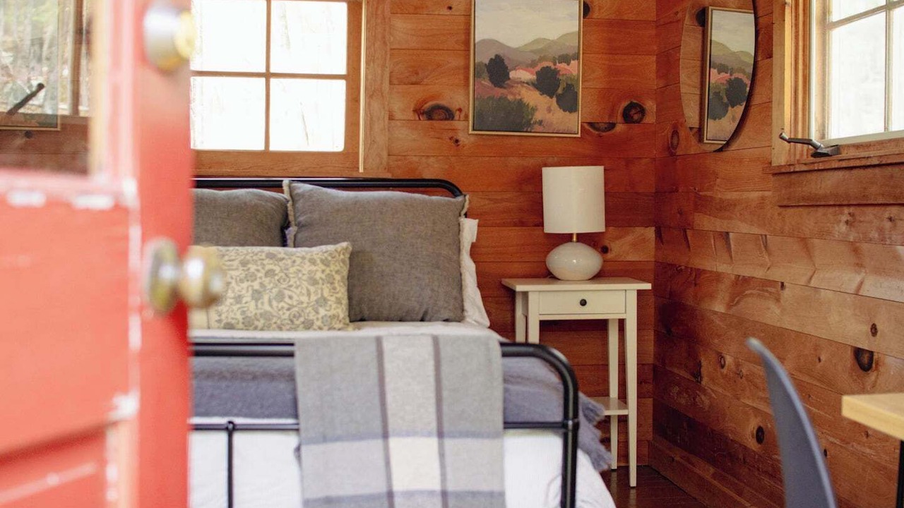 Photo of Bedroom in Rowland