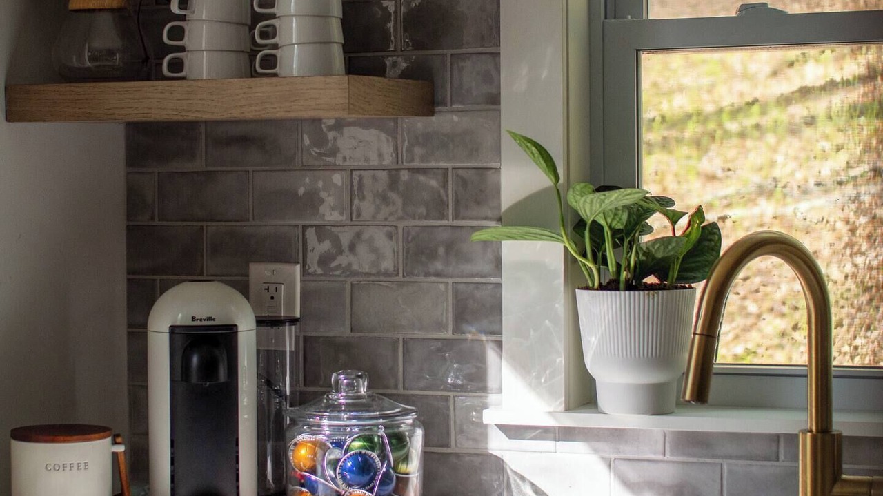 Photo of Others in Rowland