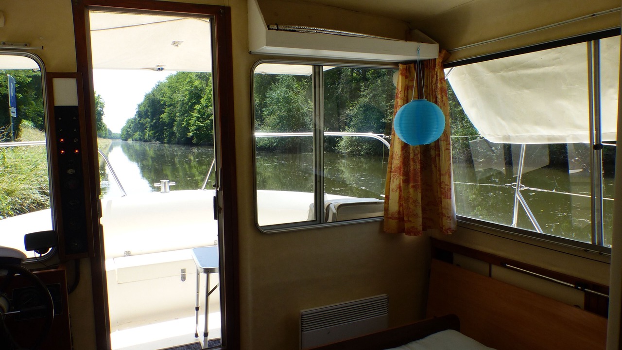 Photo of Bedroom in Luneau