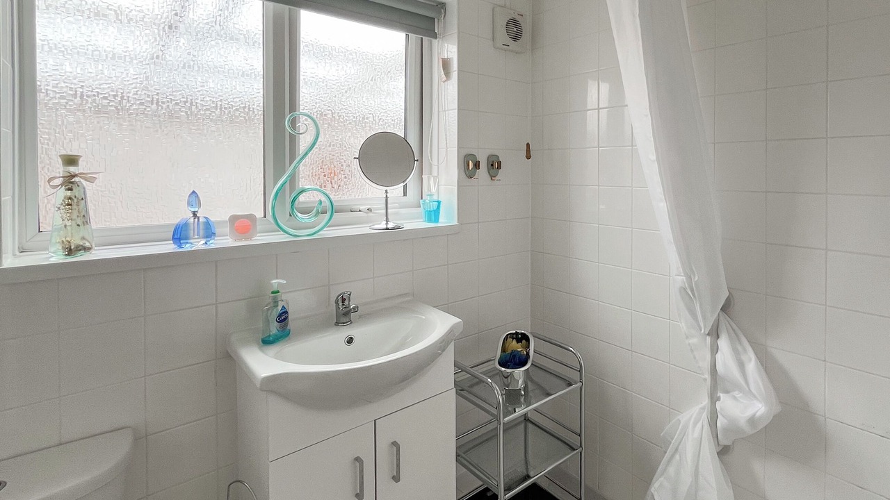 Photo of Bathroom in Pagham