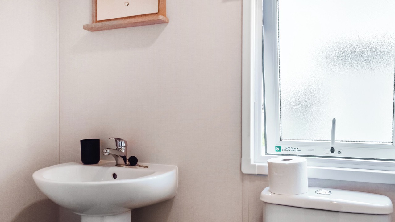 Photo of Bathroom in Great Houghton