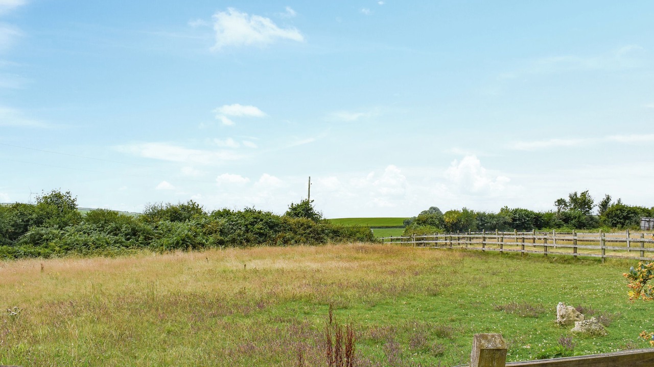 Photo of Others in Saint Gennys