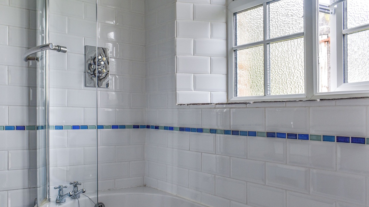 Photo of Bathroom in Saint Gennys