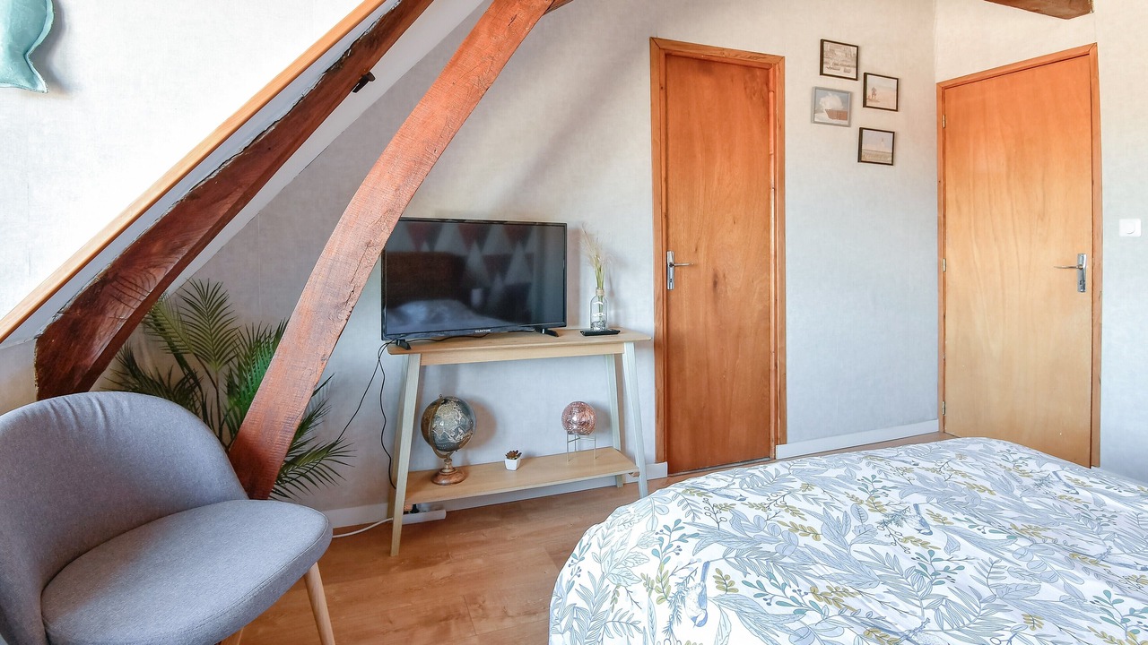 Photo of Bedroom in Forest-Montiers