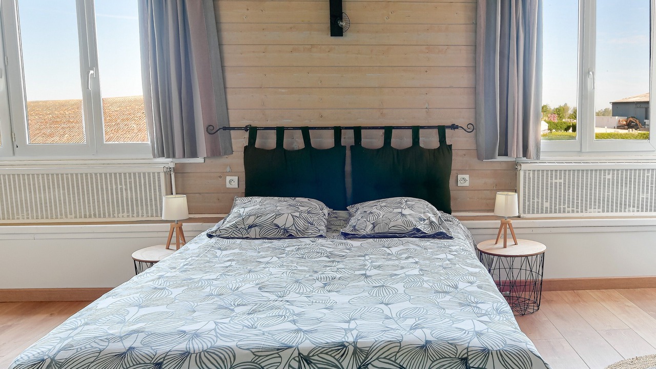 Photo of Bedroom in Forest-Montiers