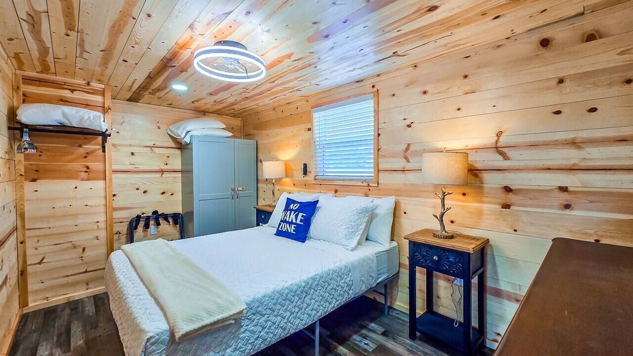 Photo of Bedroom in Checotah