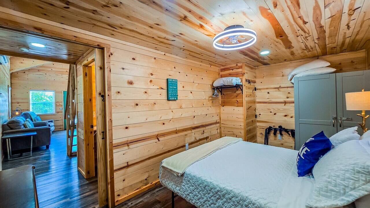 Photo of Bedroom in Checotah