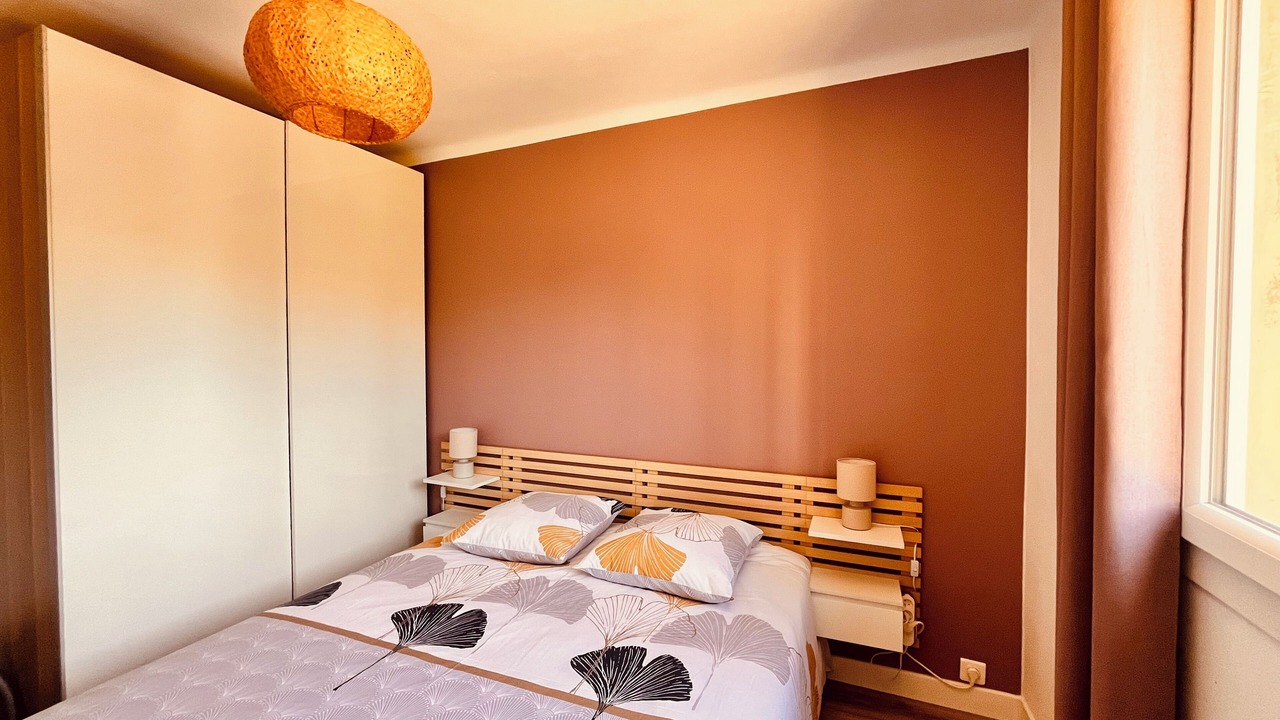 Photo of Bedroom in Faubourg