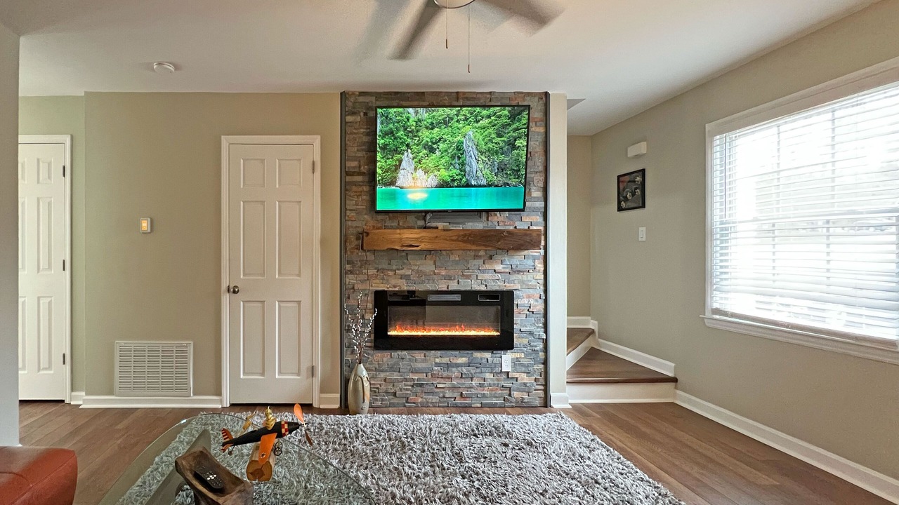 Photo of Livingroom in Hickory