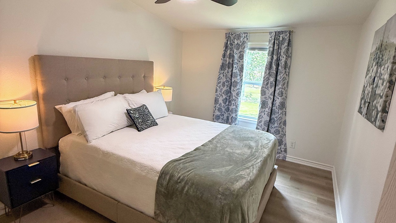 Photo of Bedroom in Harrison County