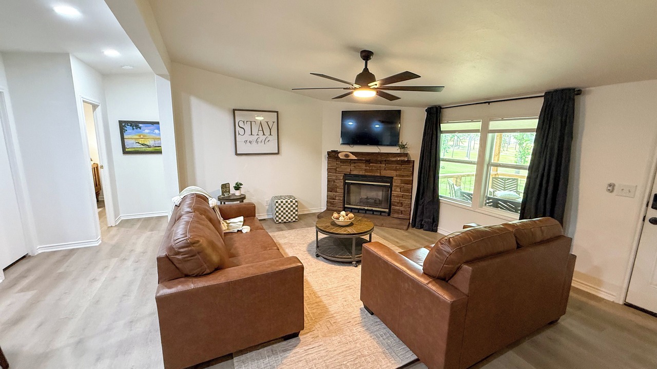 Photo of Livingroom in Harrison County