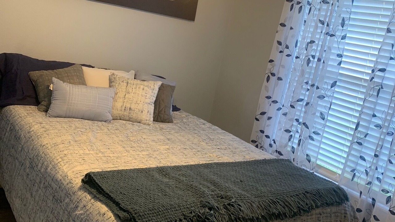Photo of Bedroom in Lake Helen