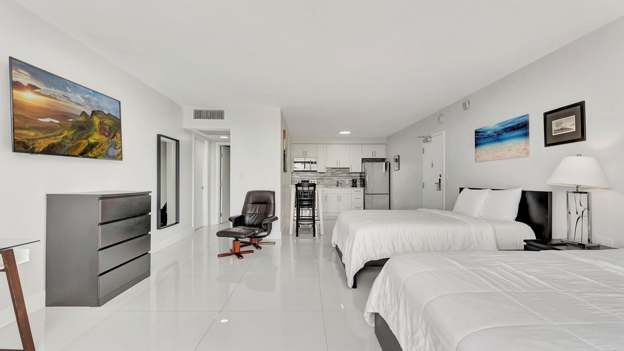 Photo of Bedroom in Galt Mile