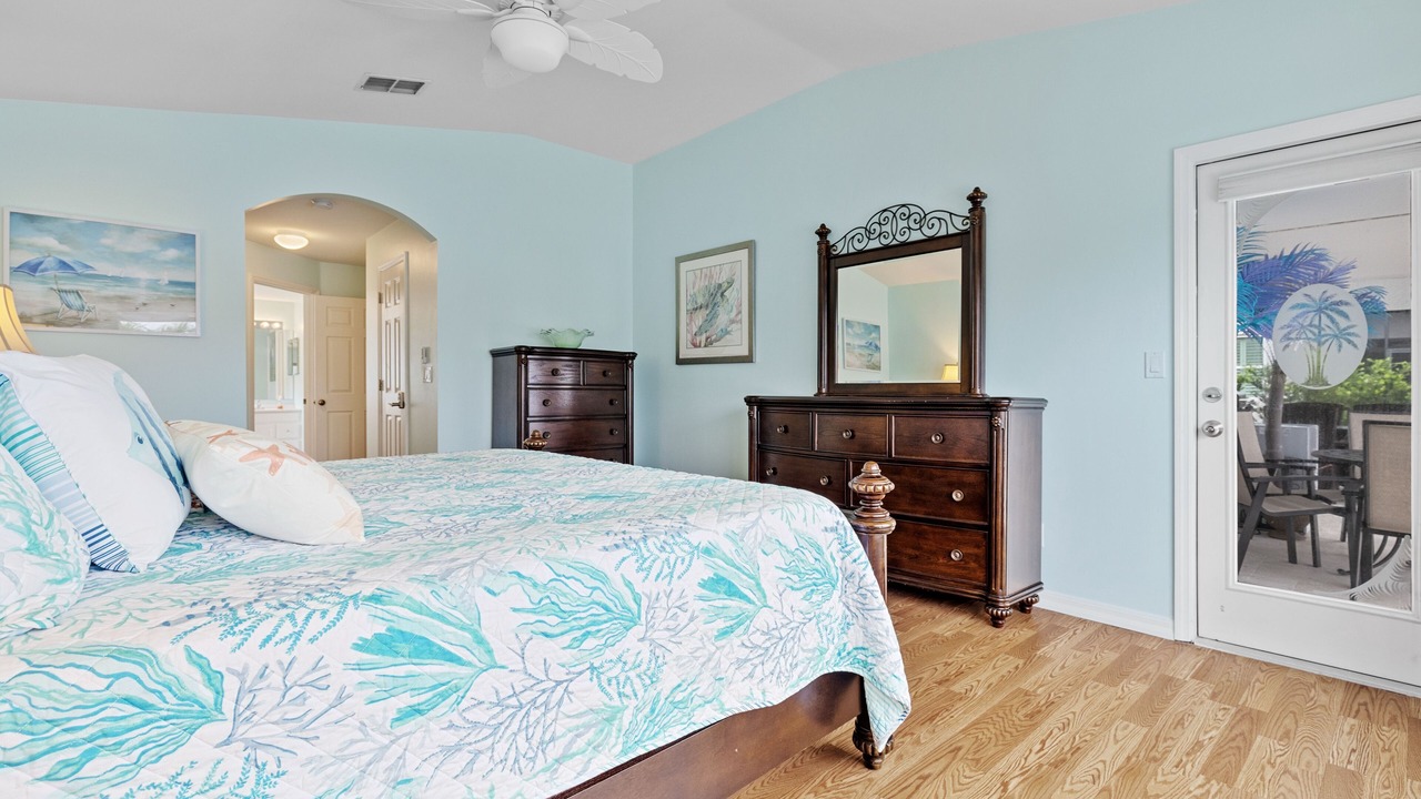 Photo of Bedroom in Beachwalk Isles