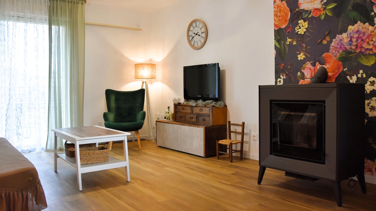 Photo of Livingroom in Salles-Courbaties