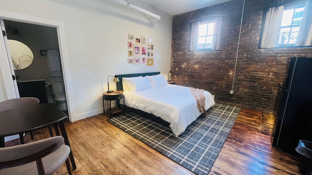 Photo of Bedroom in Downtown Toledo