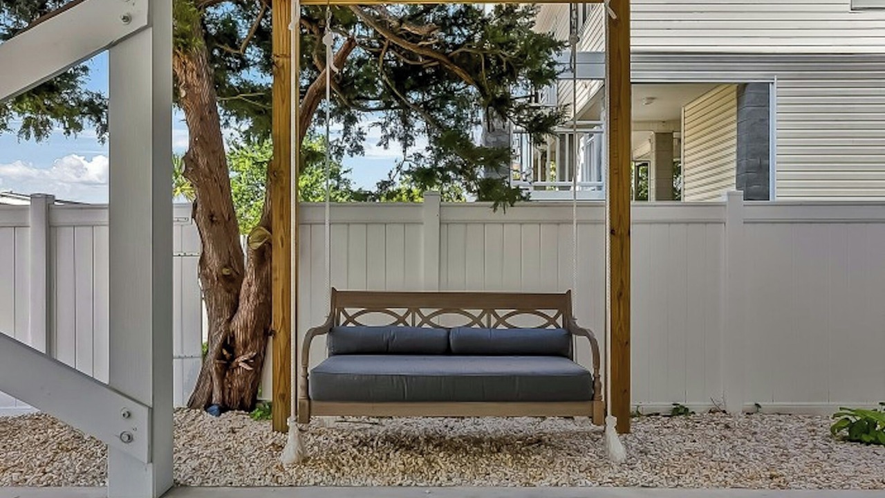 Photo of Patio Balcony in Windy Hill