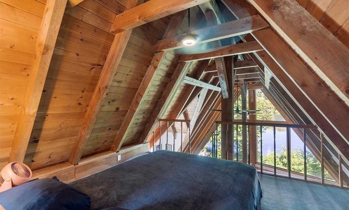 Photo of Bedroom in Newtonville