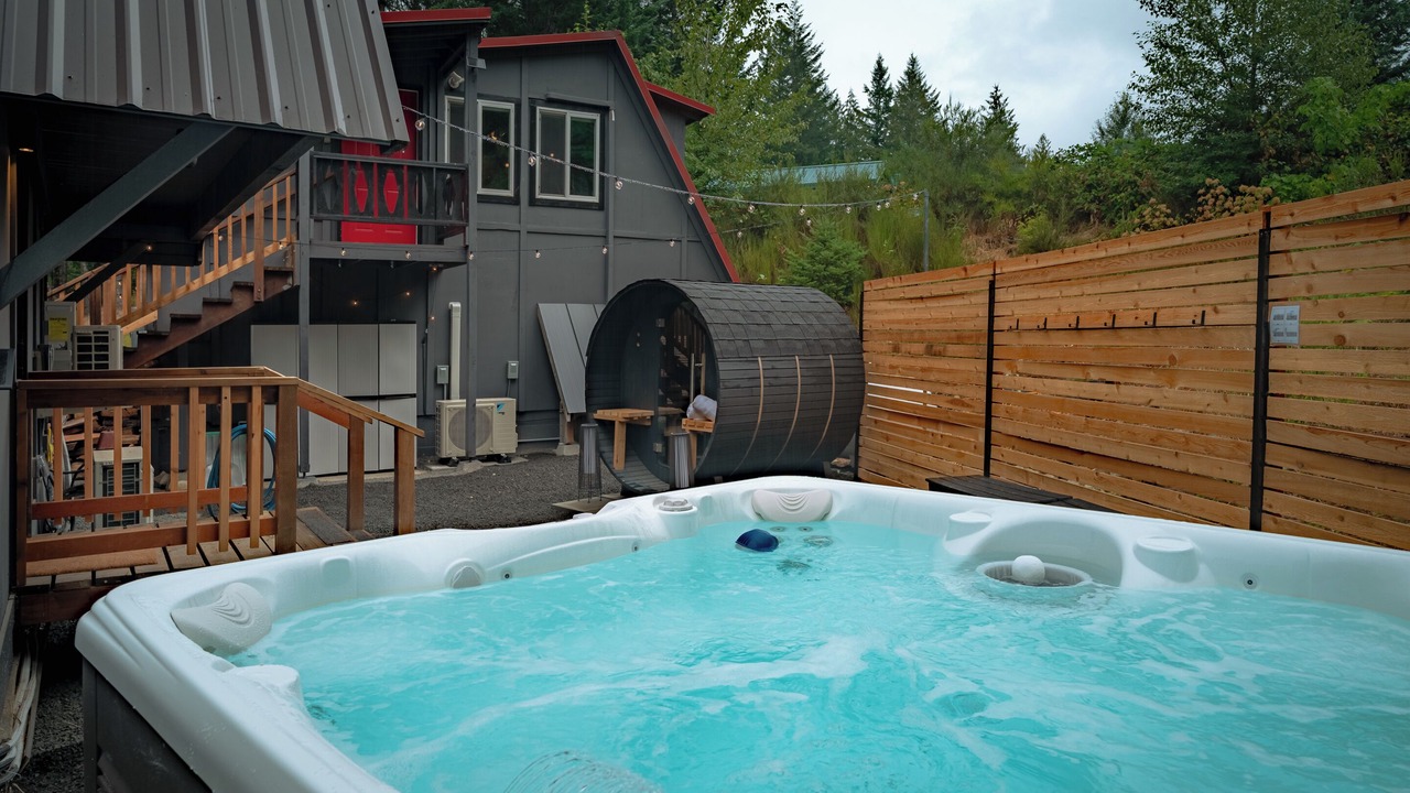 Photo of Others in Packwood