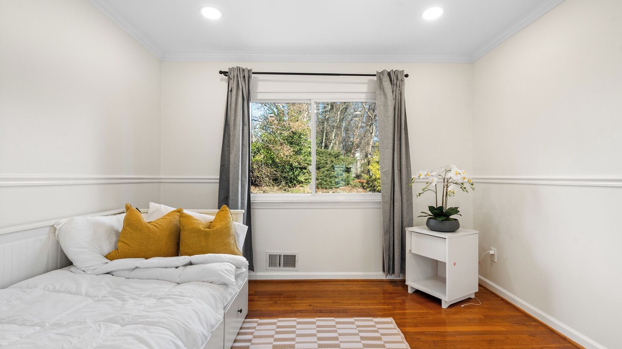 Photo of Bedroom in Fort Washington