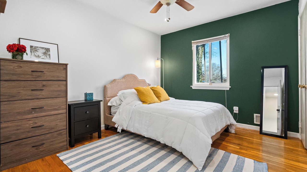 Photo of Bedroom in Fort Washington