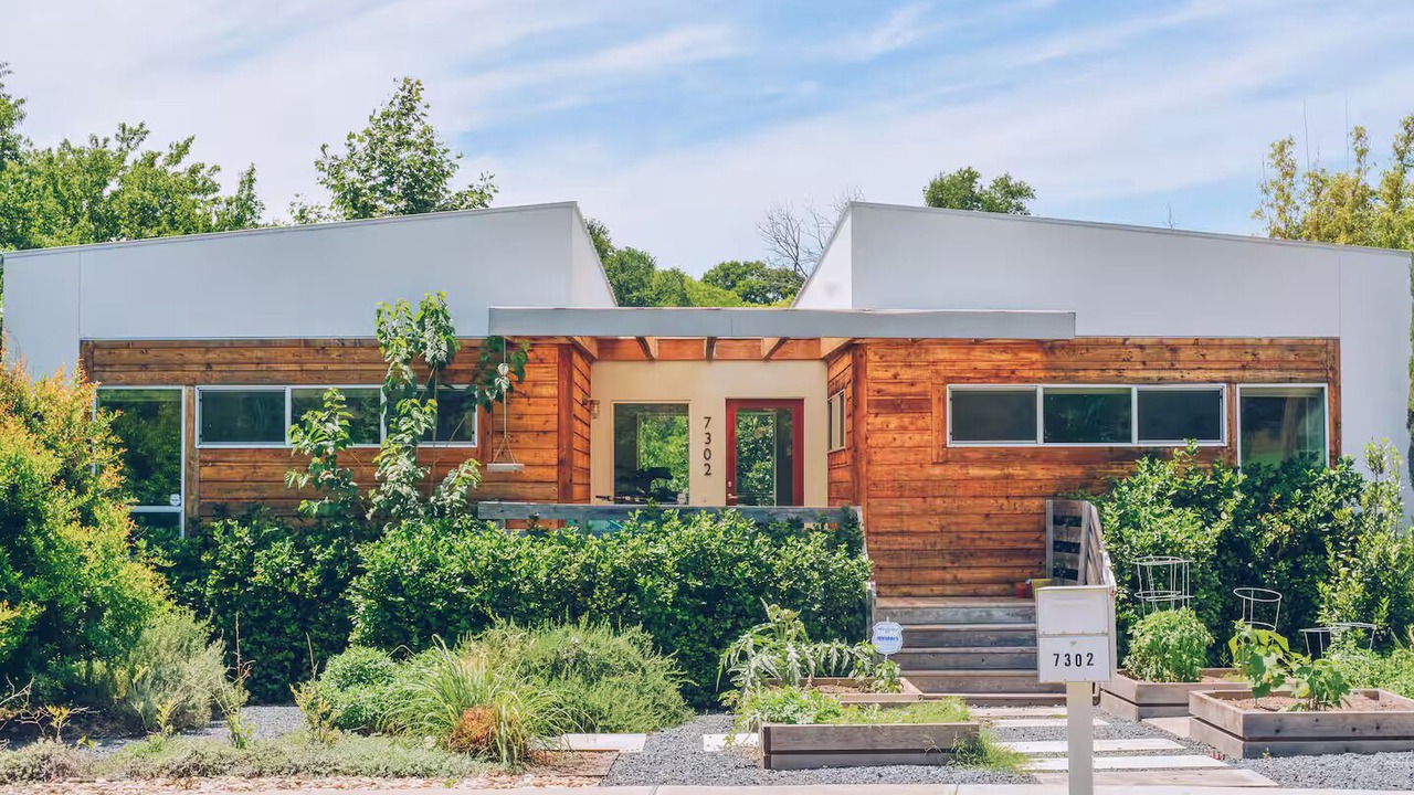 Photo of Outdoor in University Hills