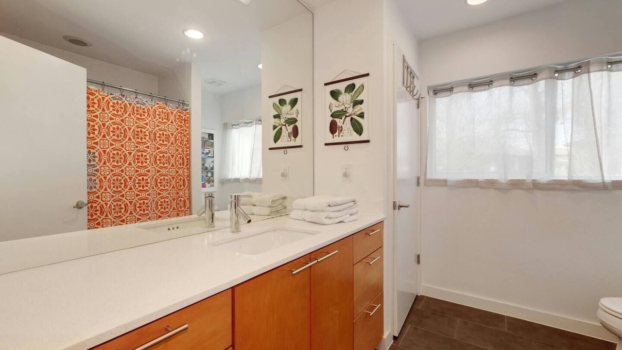 Photo of Bathroom in University Hills